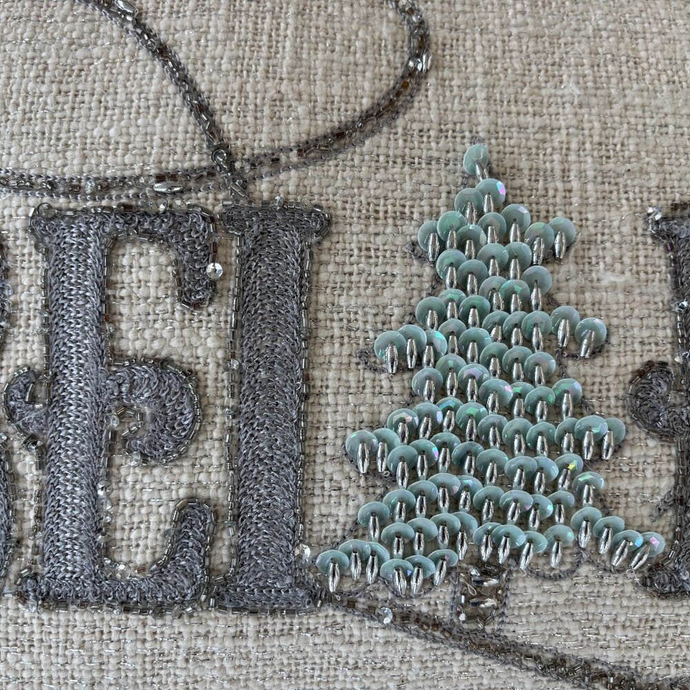 CHRISTMAS PILLOW - Picture 2 of 4